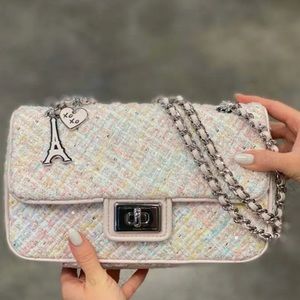 NWT Karl Lagerfeld Paris Agyness Shoulder Bag